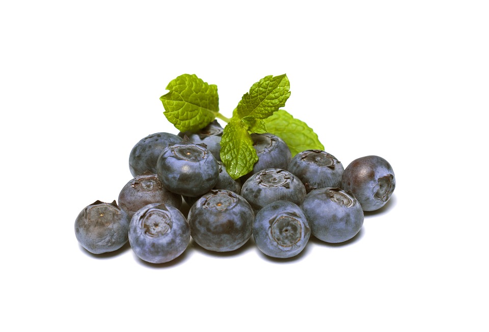 Blueberries for glowing skin, fruits for glowing skin, fruits good for skin glow, what fruits are good for skin, which fruit is good for skin glow