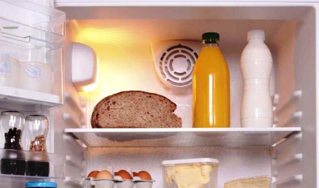 Можно ли хранить хлеб в холодильнике