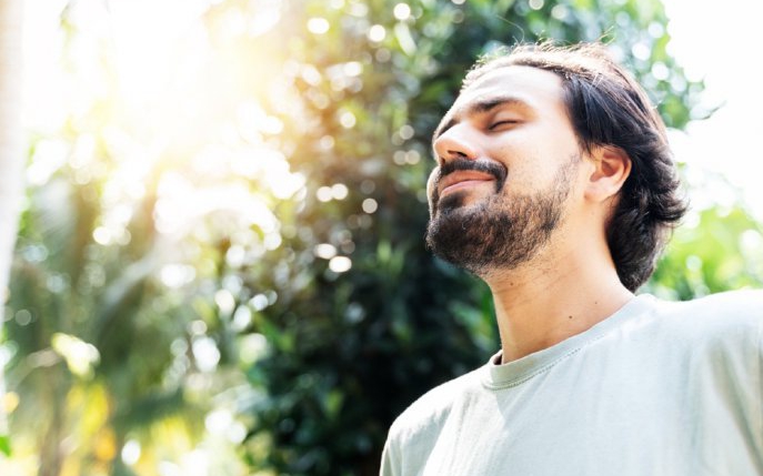 10 причин, почему оптимистичные мужчины живут дольше
